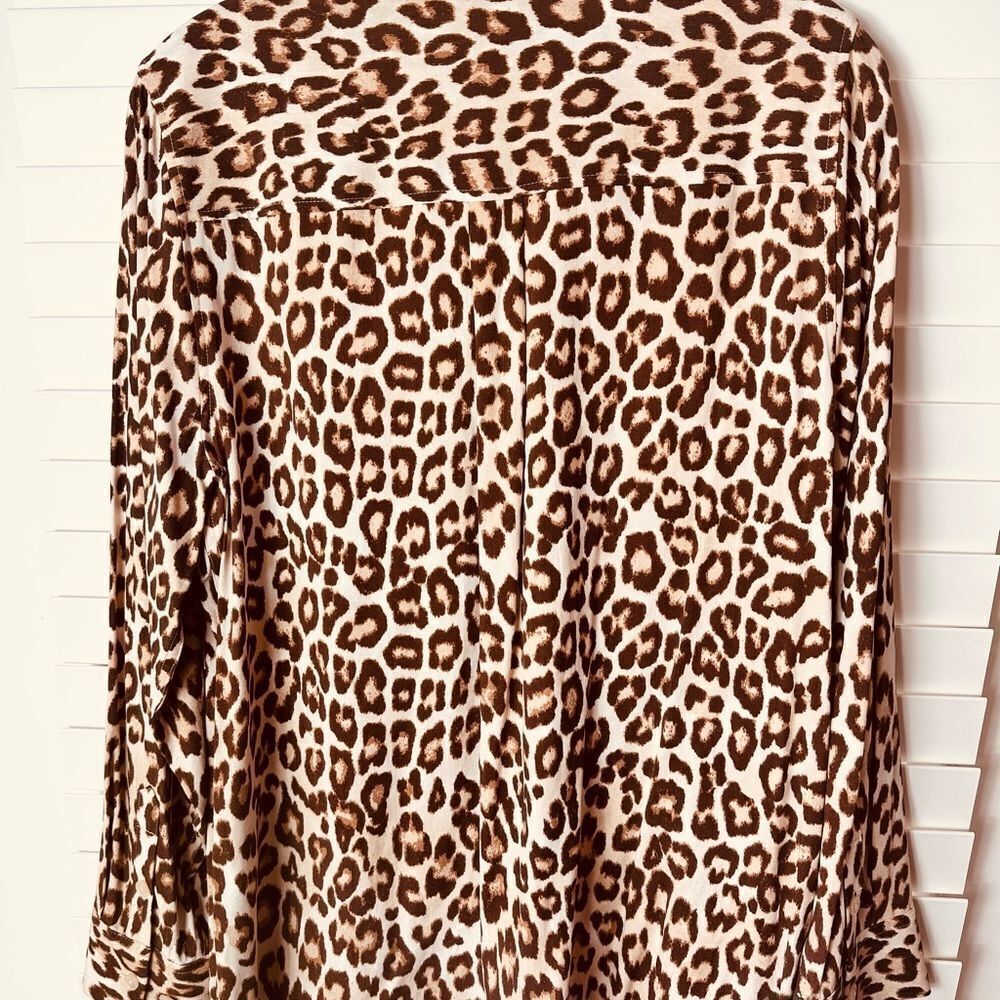 Chico’s long sleeve Button Up Shirt - Picture 4 of 8